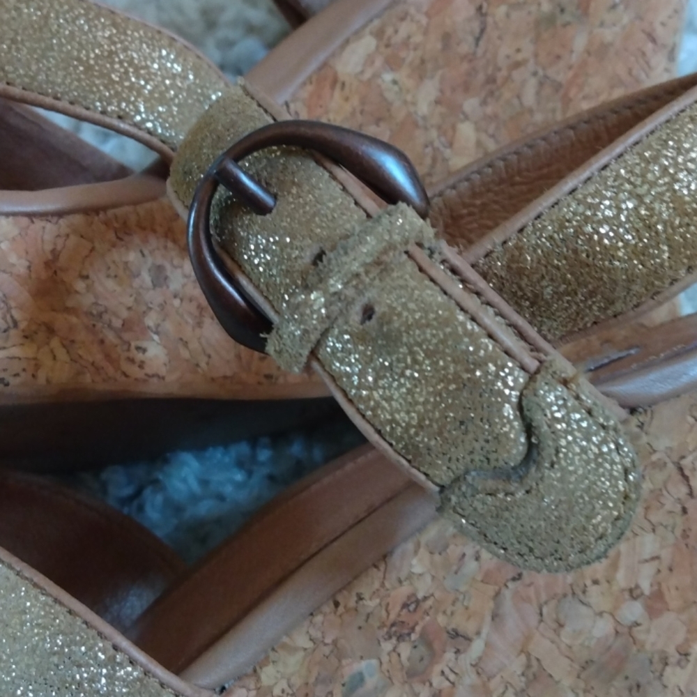 Ugg Platform Shoes - image 7